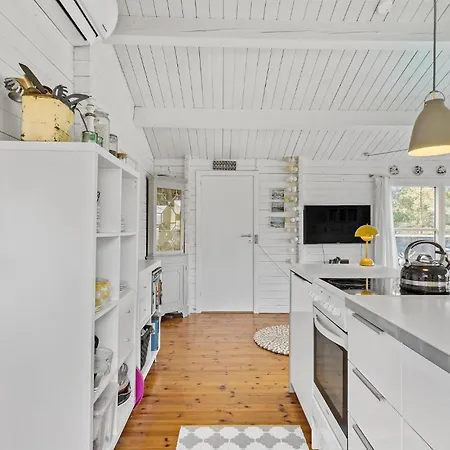 Stunning In With Kitchen