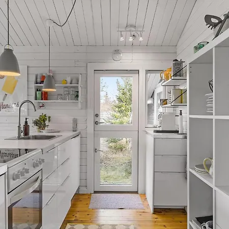 Stunning In With Kitchen