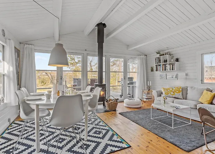 Σπίτι διακοπών Lovely In With Wifi Ålbæk